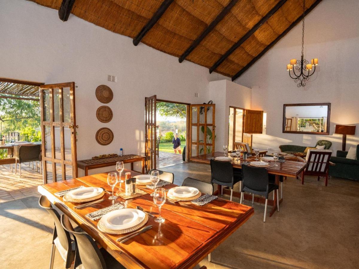 Drift Inn Victoria Falls Eksteriør bilde