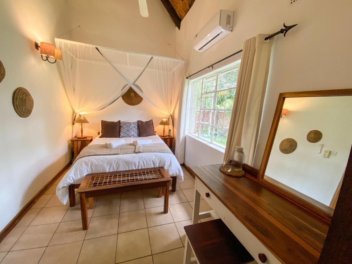 Drift Inn Victoria Falls Eksteriør bilde